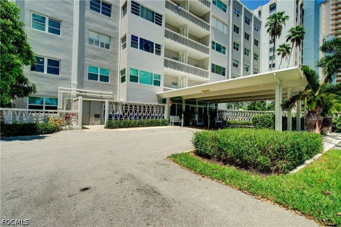 Photo of 1900 Clifford Street #303, Fort Myers, FL 33901 (MLS # 2026034640)