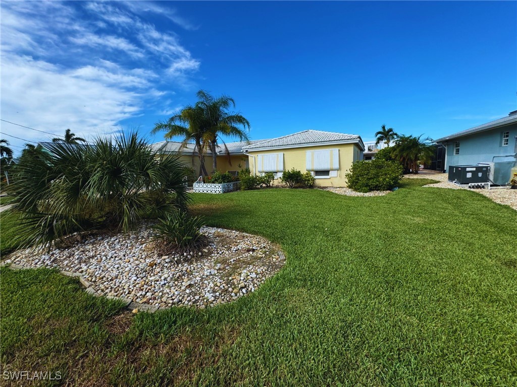 12 Bayview Boulevard
