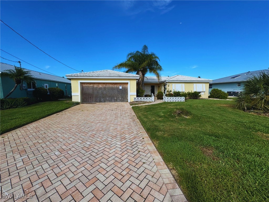 12 Bayview Boulevard
