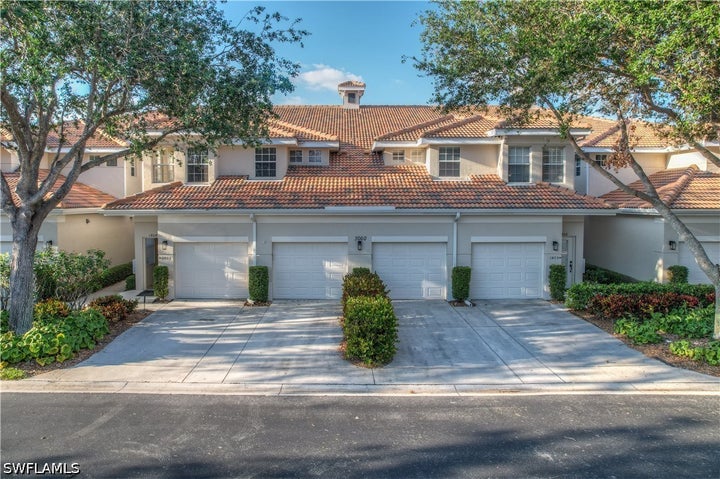 Photo 1 of 42 — 3060 Horizon Lane 1404, Naples, FL 34109