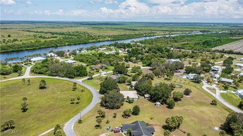 1038 Seminole Circle Moore Haven FL 33471