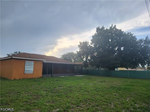 Tiny photo for 573 Bell Boulevard S, Lehigh Acres, FL 33974 (MLS # 2026023279)
