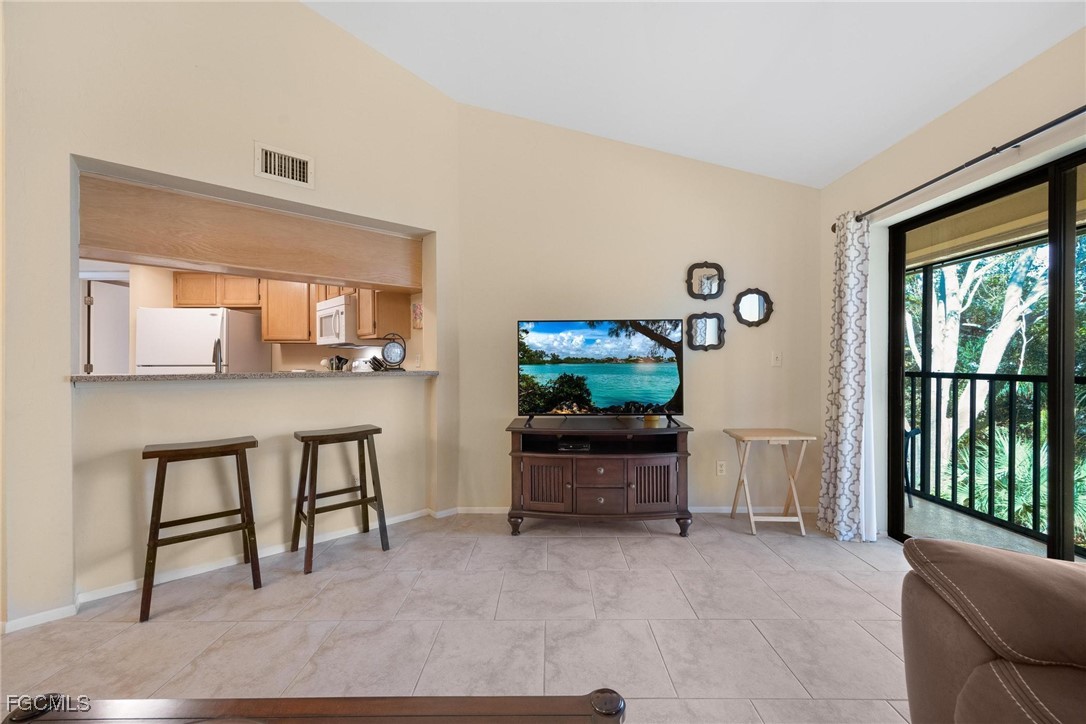 9627 Eaton Gardens Lane 204