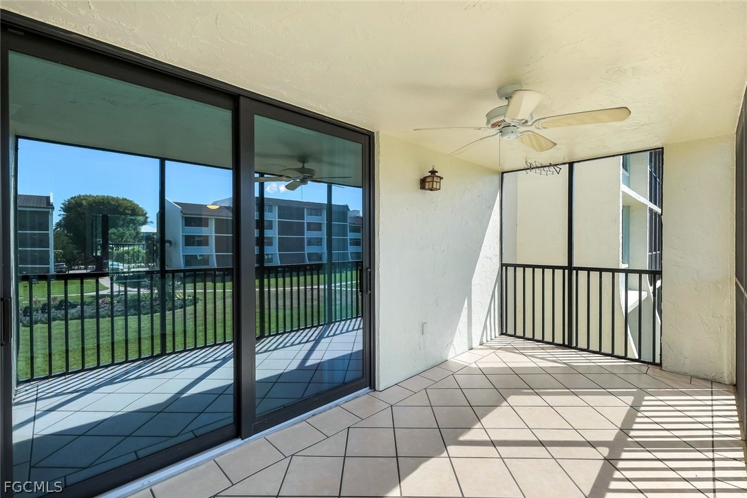 979 E Gulf Drive D452