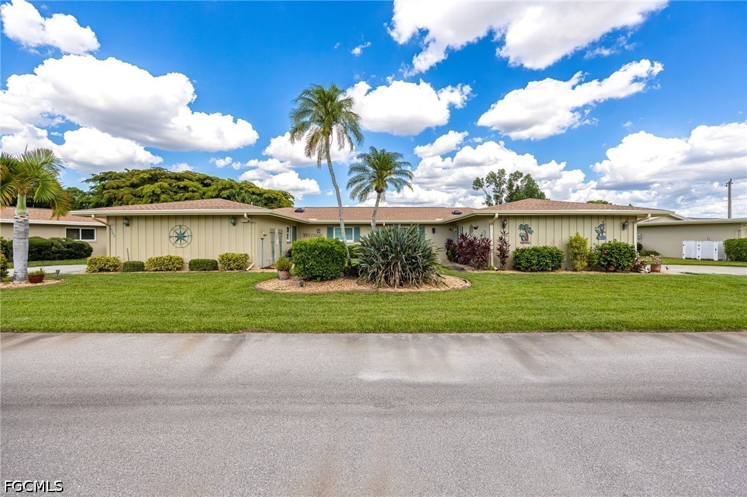 5585 Hamlet Lane