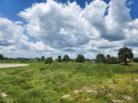Tiny photo for Saturn Court, Labelle, FL 33935 (MLS # 2025012109)