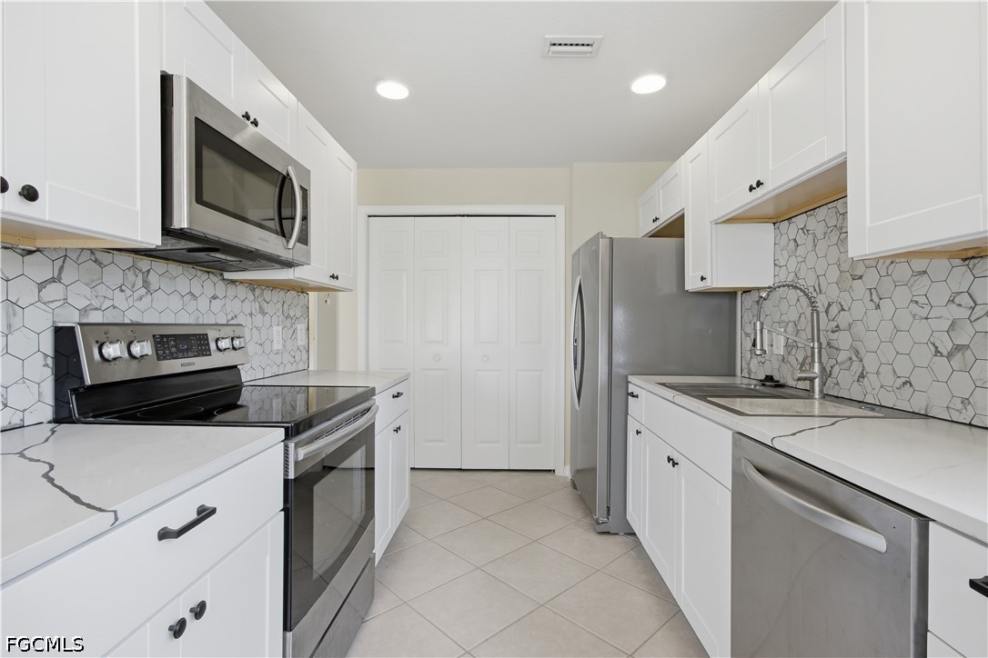 3010 Meandering Way 101
