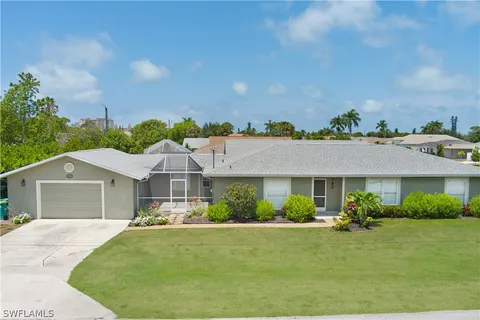 798 93rd Avenue N, Naples, FL 34108 - MLS#: 224042411