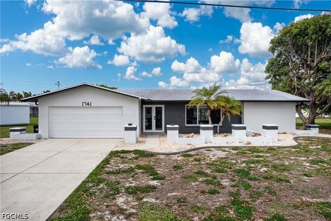Tiny photo for 1741 SE 29th Lane, Cape Coral, FL 33904 (MLS # 2026016453)