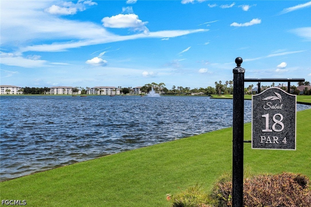 10470 Washingtonia Palm Way 1212