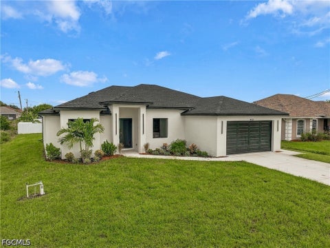 Tiny photo for 4002 20th Street SW, Lehigh Acres, FL 33976 (MLS # 2026039532)