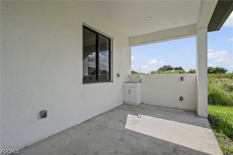 Tiny photo for 4002 20th Street SW, Lehigh Acres, FL 33976 (MLS # 2026039532)