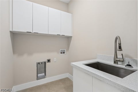 Tiny photo for 4002 20th Street SW, Lehigh Acres, FL 33976 (MLS # 2026039532)