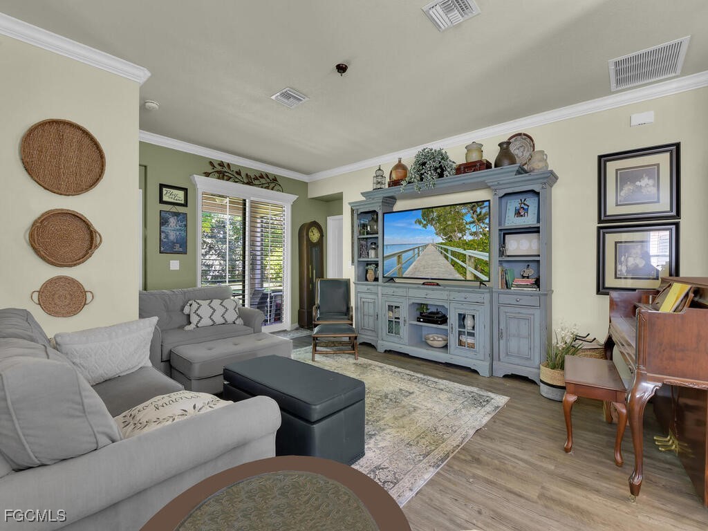 3723 Treasure Cove Circle