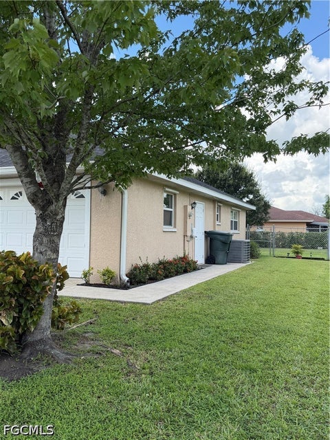 Tiny photo for 725 S Berner Road, Clewiston, FL 33440 (MLS # 2026036665)