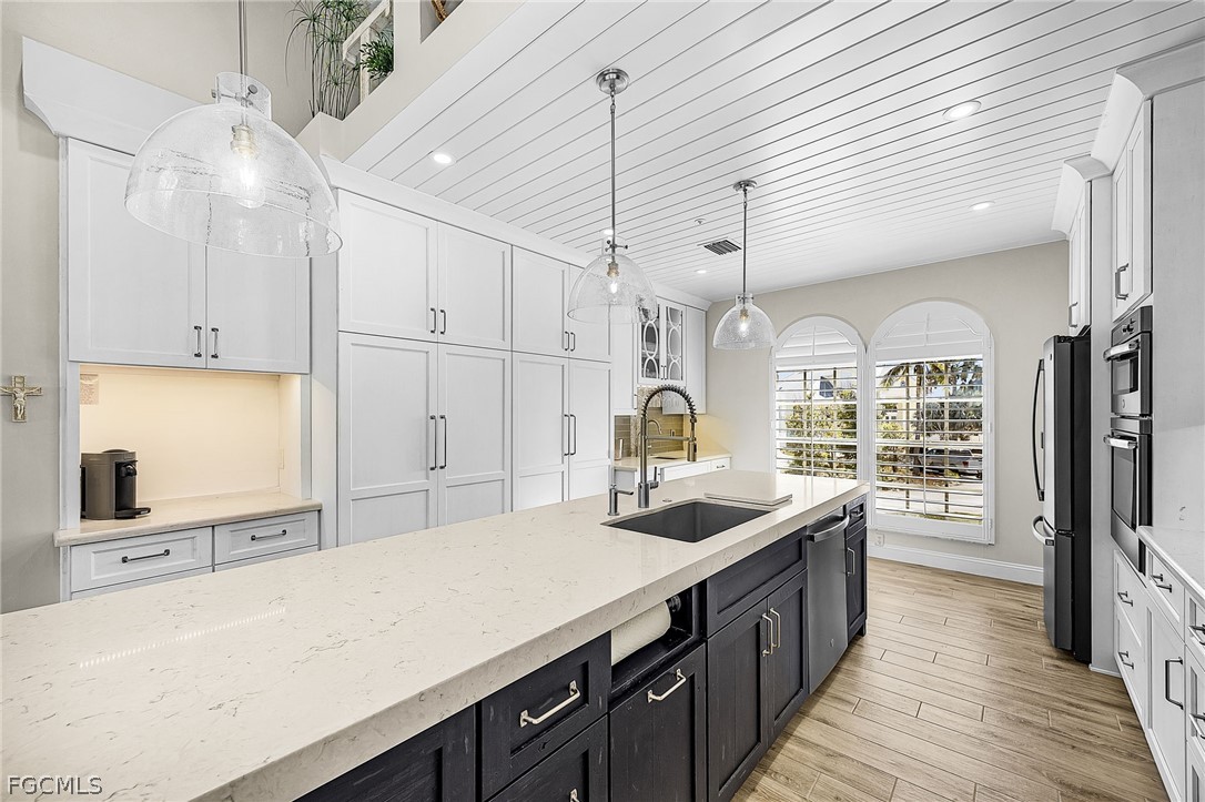 21510/21512 Indian Bayou Drive