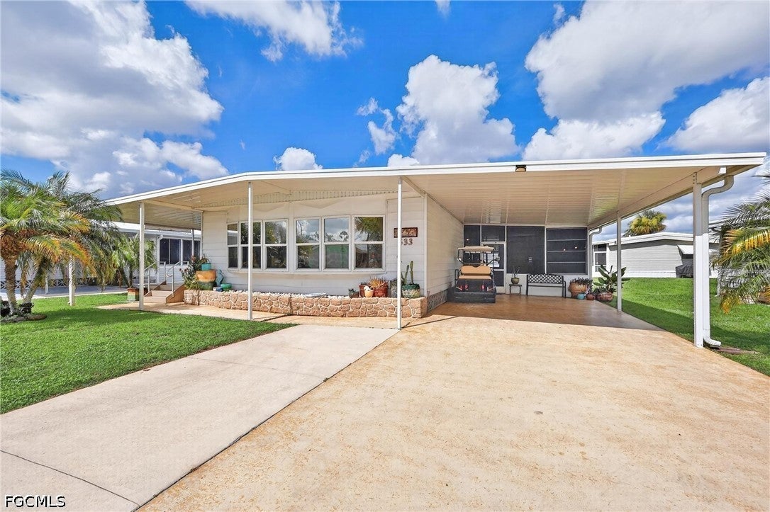 633 Forest Palm Court