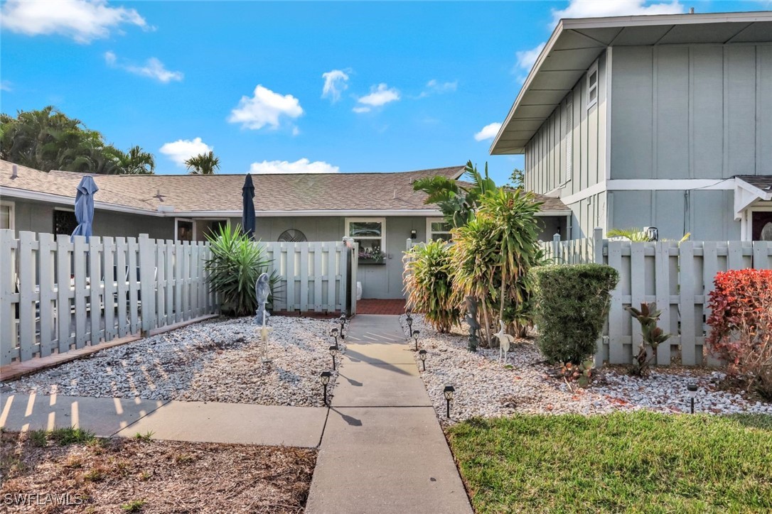 4263 Island Circle D