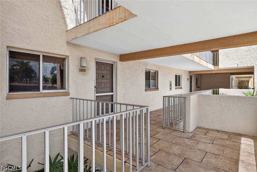 4289 Mariner Way 211