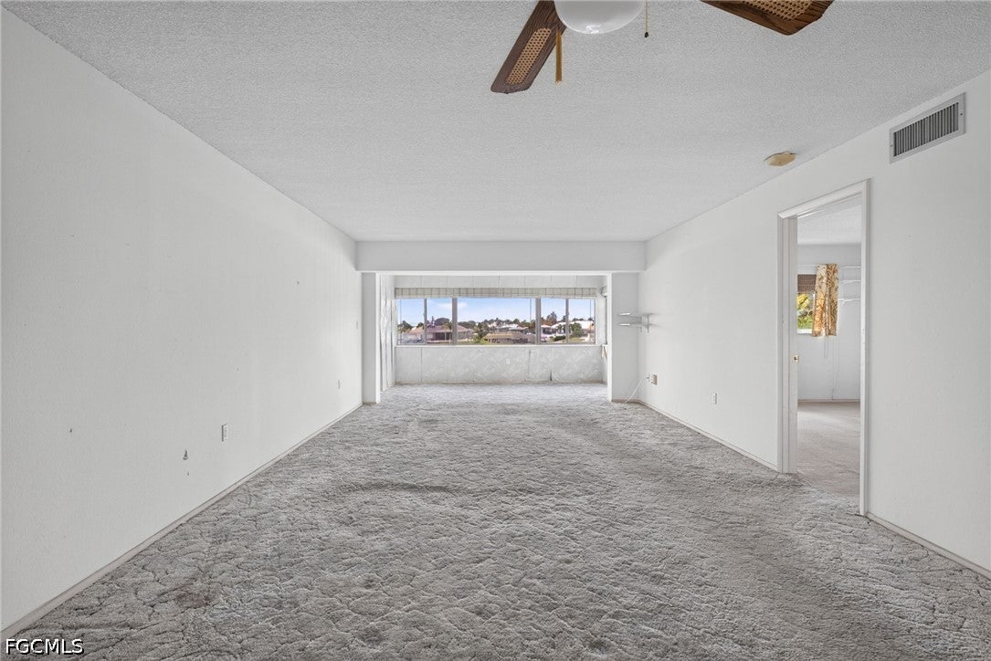 4289 Mariner Way 211