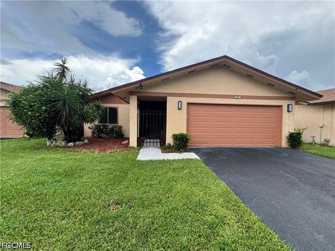 Tiny photo for 6497 Royal Woods Dri 6497 Royal Woods Drive Dr, Fort Myers, FL 33908 (MLS # 2026019340)