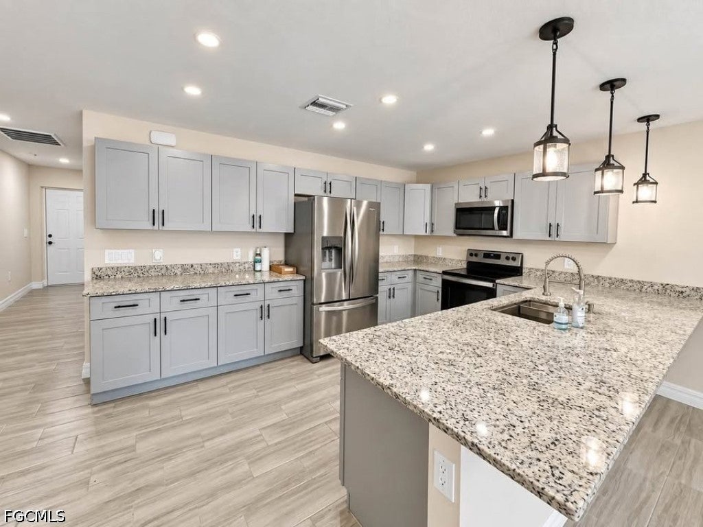7360/7364 Carrier Road