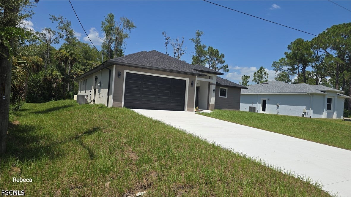 580 WOODVIEW Drive