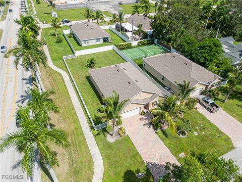 Tiny photo for 1401 Fountain Avenue, Fort Myers, FL 33919 (MLS # 2025009095)