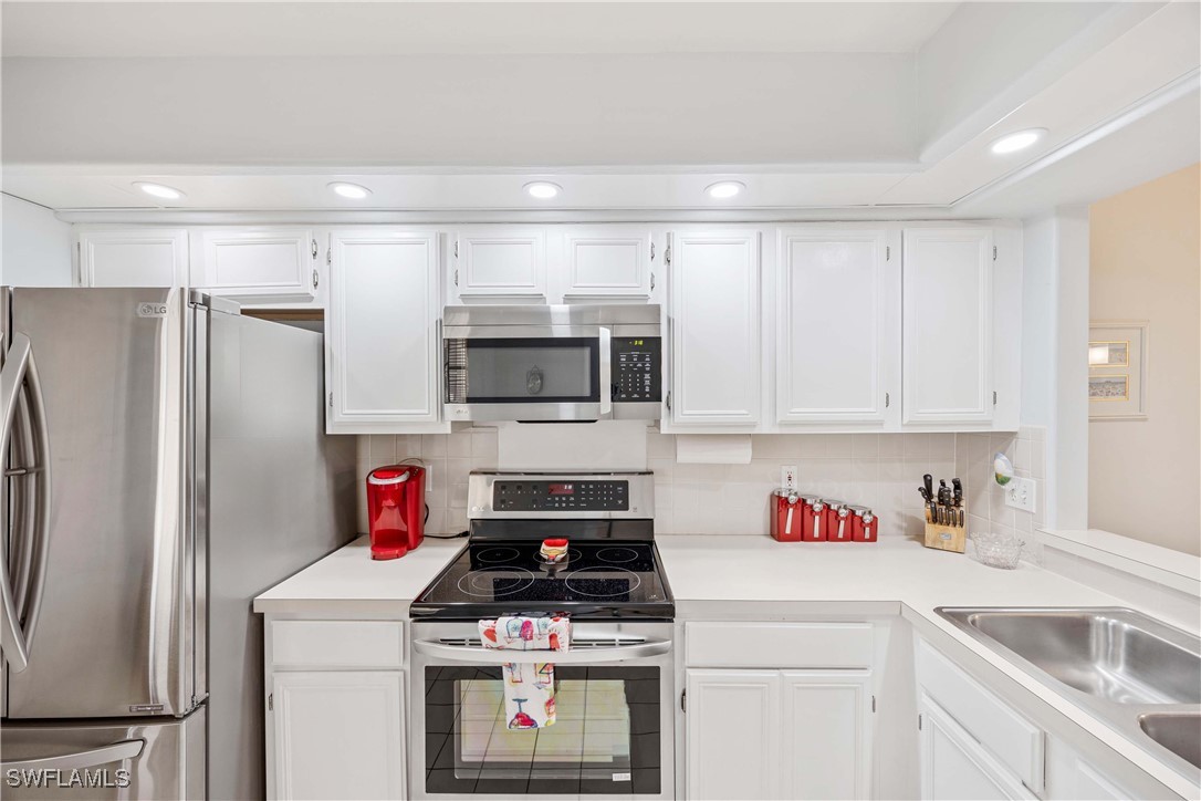 13046 Amberley Court 602RA