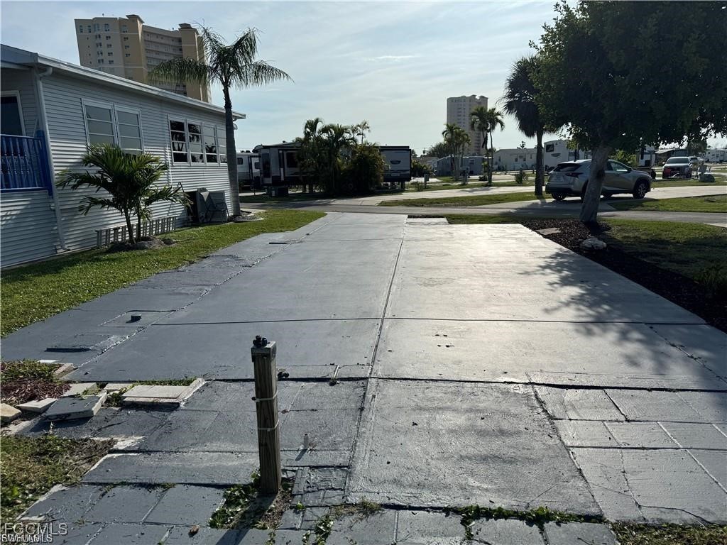 19681 #152 Summerlin Road