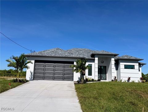 1261 NE 40th Street Cape Coral FL 33909