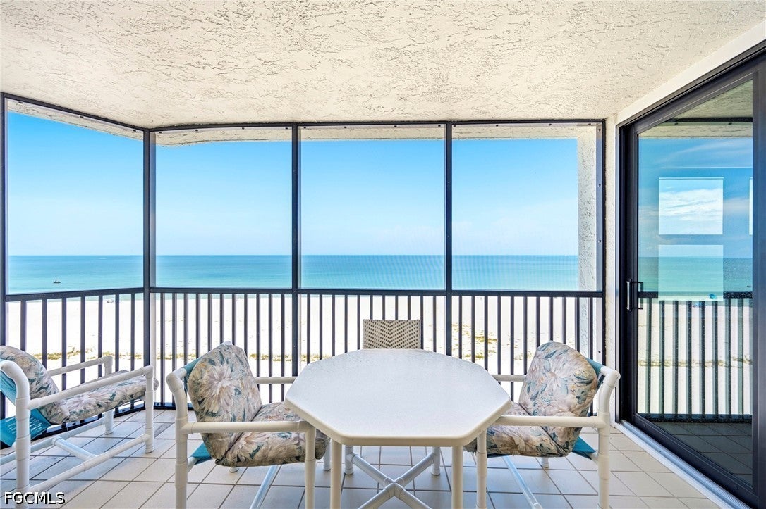 7650 Estero Boulevard 804