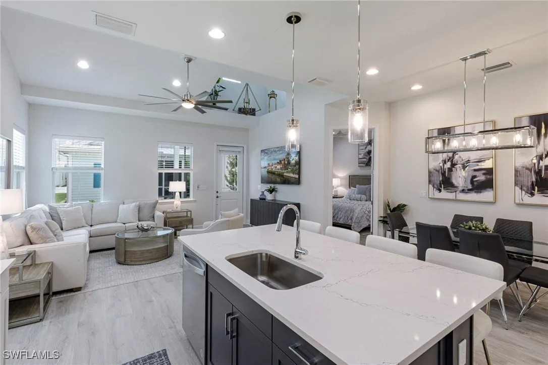 Naples, Florida 34113, United States, 2 Bedrooms Bedrooms, ,2 BathroomsBathrooms,Residential,Active,234064