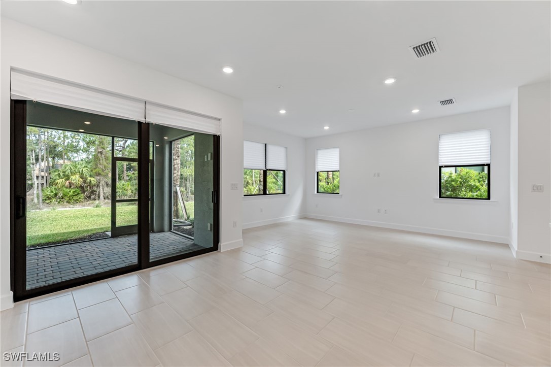 4286 Sonoma Oaks Circle