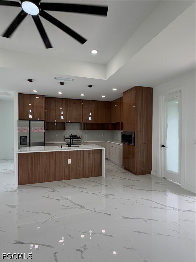 771 Courtland Avenue S