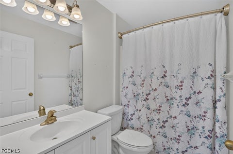 Tiny photo for 827 SW 29th Terrace, Cape Coral, FL 33914 (MLS # 2026026772)