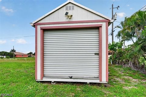 Tiny photo for 827 SW 29th Terrace, Cape Coral, FL 33914 (MLS # 2026026772)