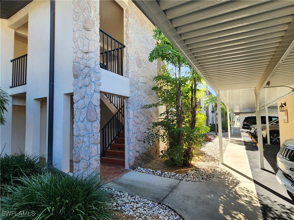 4515 Country Club Boulevard 204