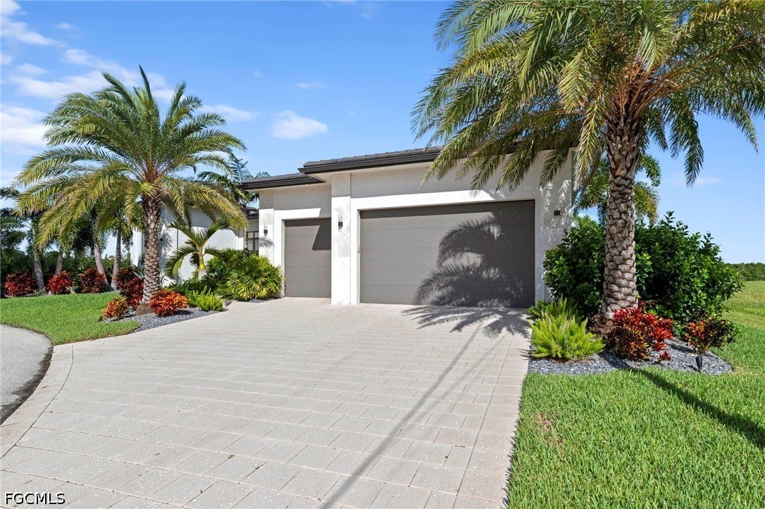 2939 SW 28th Lane