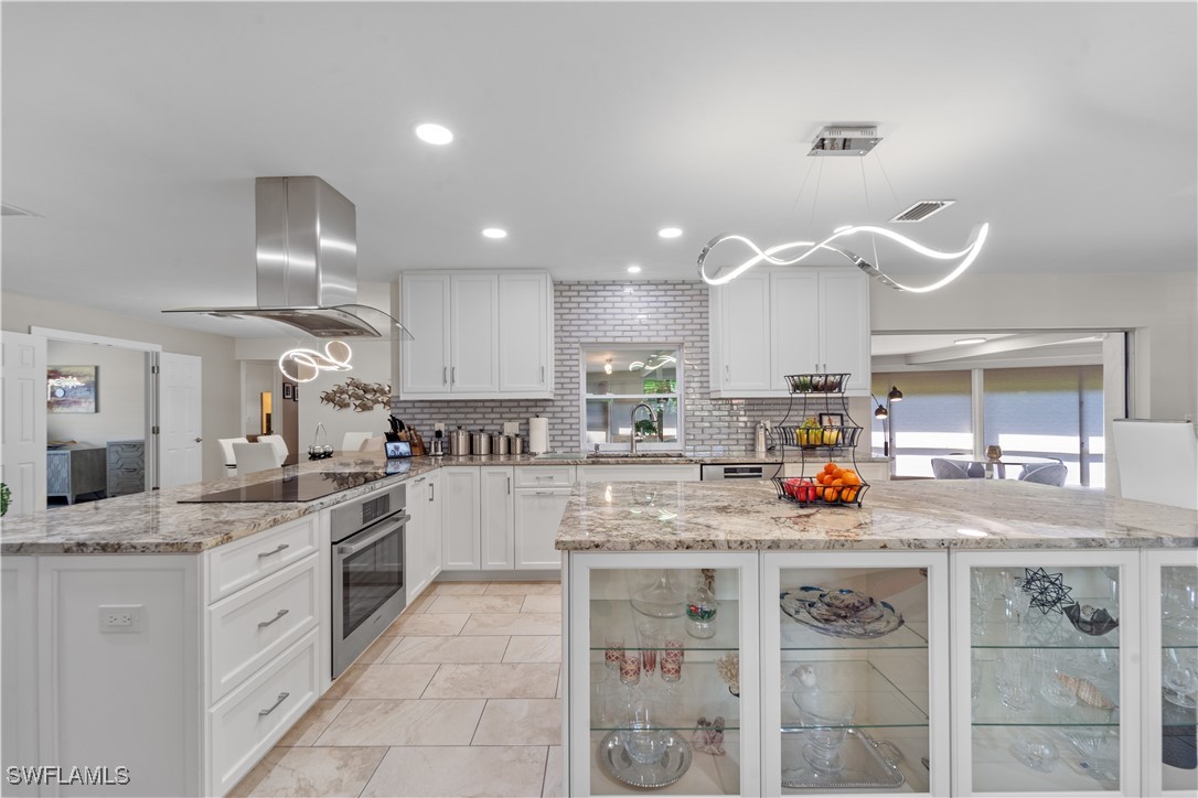 4476 Windjammer Lane