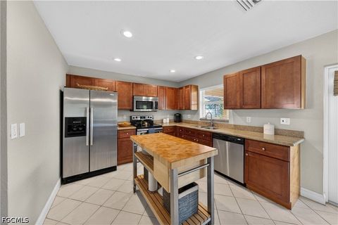 Tiny photo for 4005 SW 27th Avenue, Cape Coral, FL 33914 (MLS # 2026018722)