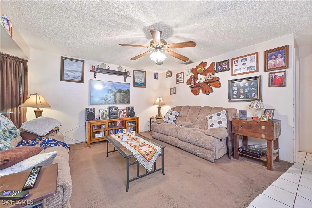 North Fort Myers, Florida 33917, United States, 6 Bedrooms Bedrooms, ,4 BathroomsBathrooms,Residential,Active,42498