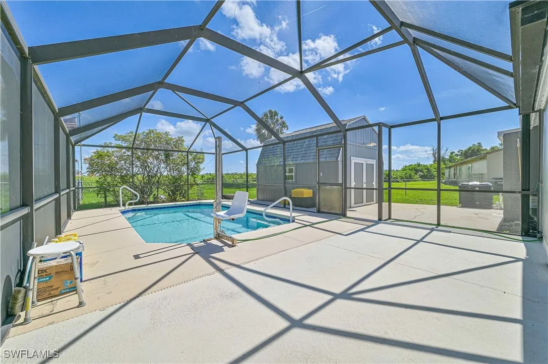 North Fort Myers, Florida 33917, United States, 6 Bedrooms Bedrooms, ,4 BathroomsBathrooms,Residential,Active,42498