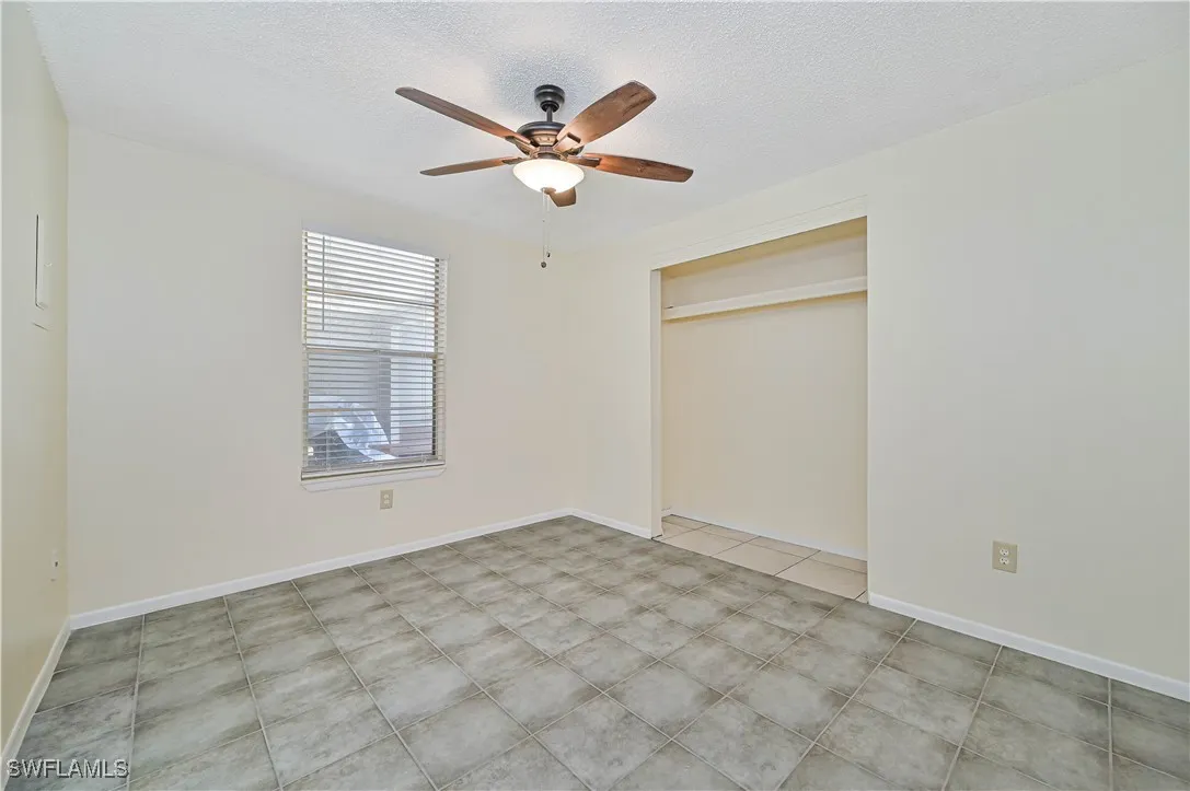 North Fort Myers, Florida 33917, United States, 6 Bedrooms Bedrooms, ,4 BathroomsBathrooms,Residential,Active,42498