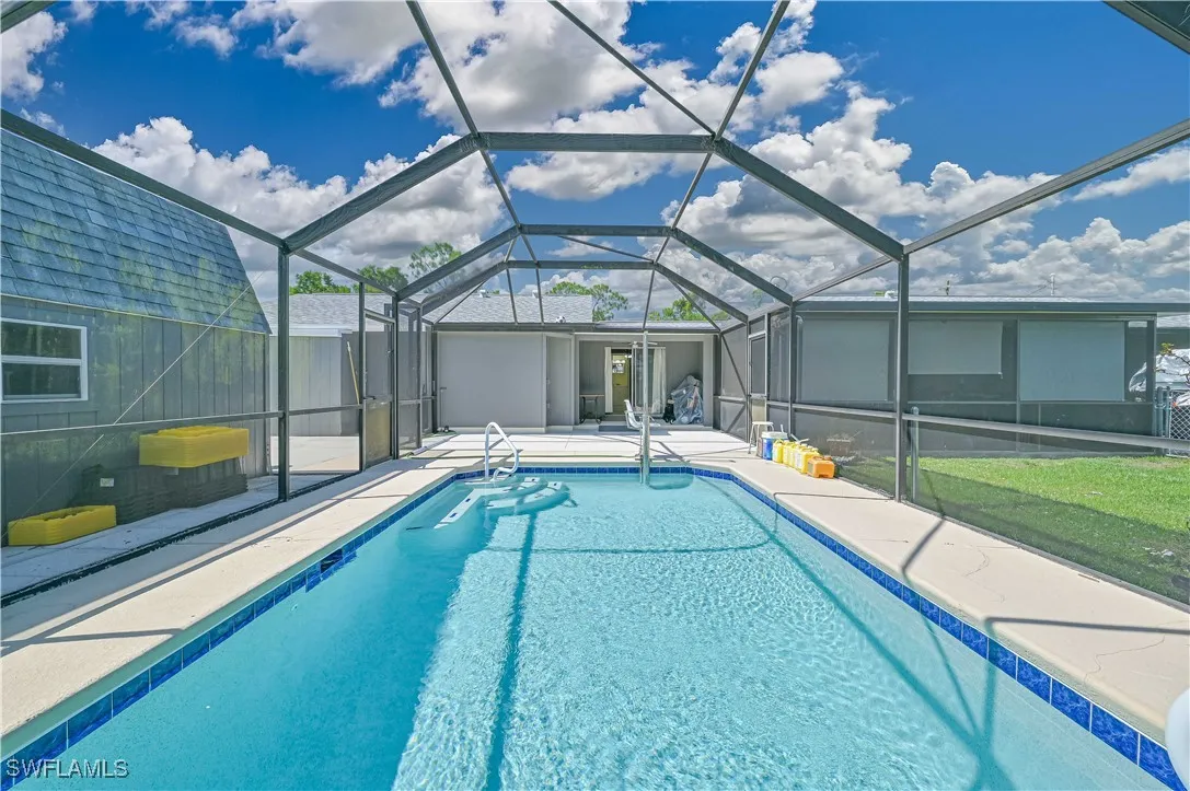 North Fort Myers, Florida 33917, United States, 6 Bedrooms Bedrooms, ,4 BathroomsBathrooms,Residential,Active,42498
