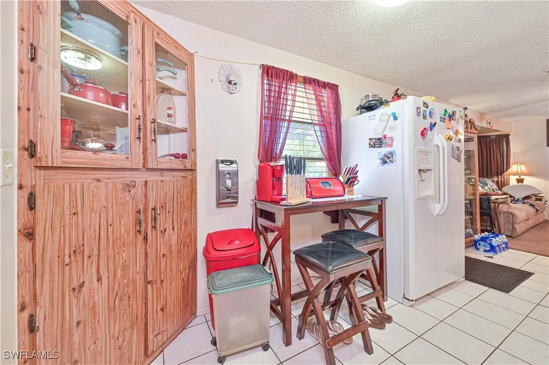 North Fort Myers, Florida 33917, United States, 6 Bedrooms Bedrooms, ,4 BathroomsBathrooms,Residential,Active,42498