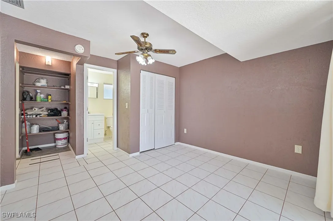 North Fort Myers, Florida 33917, United States, 6 Bedrooms Bedrooms, ,4 BathroomsBathrooms,Residential,Active,42498