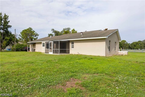 Tiny photo for 21680 N River Road, Alva, FL 33920 (MLS # 2026030615)