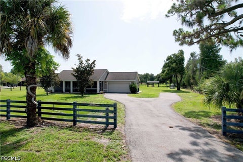 Tiny photo for 21680 N River Road, Alva, FL 33920 (MLS # 2026030615)