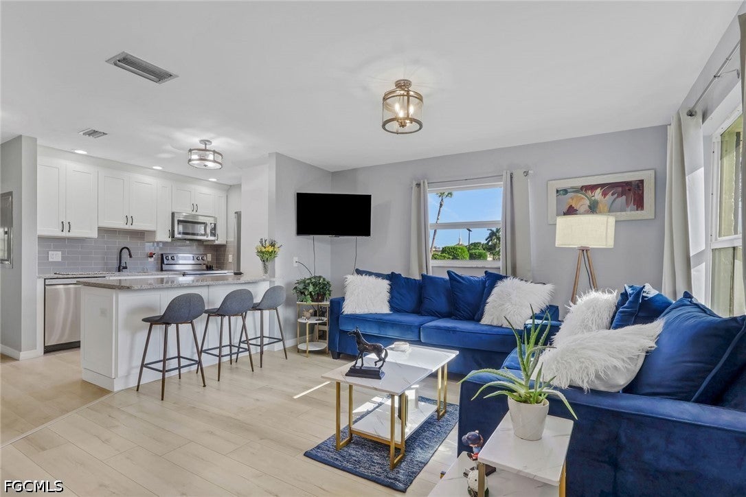 46 Laconia Court